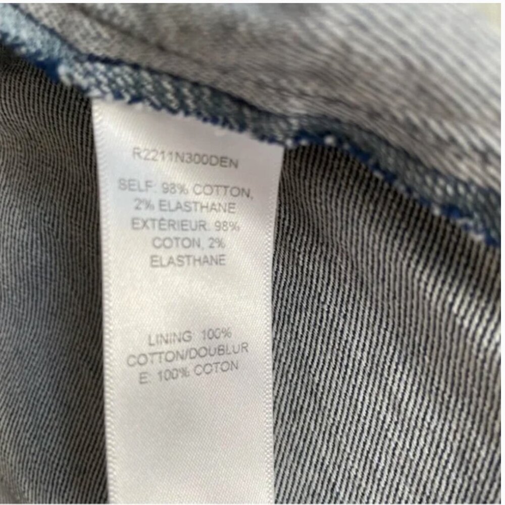 Carolina Herrera mini denim skirt EUC - Picture 7 of 8